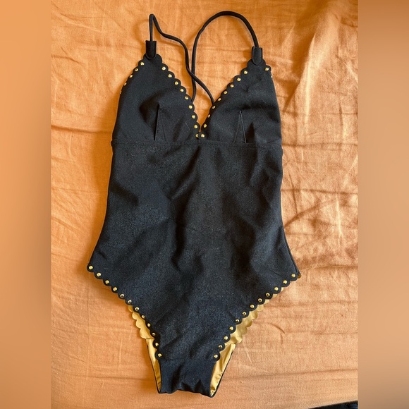 Black Textured One Piece with Gold Studs - Helen of Troy / Despi - Picture 1 of 9